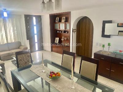 Casa de 5 alcobas en venta en La Flora, Cali, 294 m² · foto 5 de 20