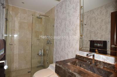Apartamento de 4 alcobas en venta en Aguacatal, Cali, 360 m² · foto 17 de 20