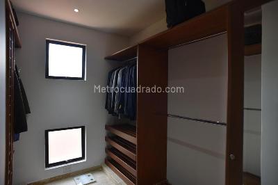 Apartamento de 4 alcobas en venta en Aguacatal, Cali, 360 m² · foto 18 de 20