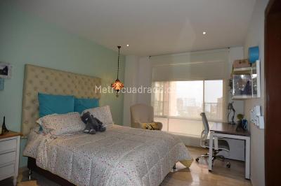 Apartamento de 4 alcobas en venta en Aguacatal, Cali, 360 m² · foto 19 de 20