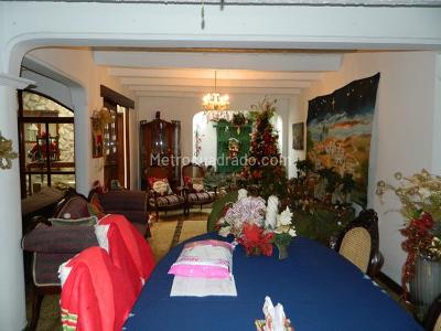 Casa de 5 alcobas en venta en Flora Industrial, Cali, 318 m² · foto 3 de 20