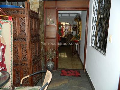 Casa de 5 alcobas en venta en Flora Industrial, Cali, 318 m² · foto 7 de 20