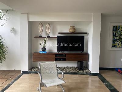 Casa de 5 alcobas en arriendo en Santa Monica Residencial, Cali, 530 m² · foto 9 de 20