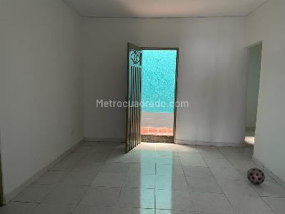 Casa de 5 alcobas en venta en Aguablanca, Cali, 397 m² · foto 6 de 12