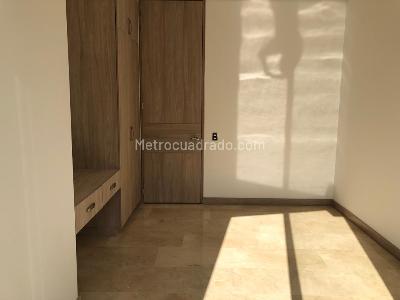 Apartamento de 3 alcobas en venta en Cristales, Cali, 162 m² · foto 6 de 11