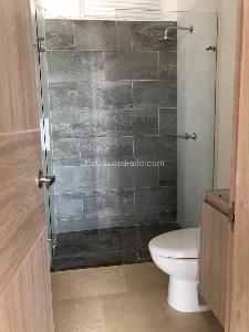 Apartamento de 3 alcobas en venta en Cristales, Cali, 162 m² · foto 9 de 11
