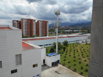 Apartamento de 3 alcobas en venta en Quintas De Don Simon, Cali, 92 m² · foto 9 de 20