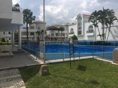 Casa de 5 alcobas en venta en Prados Del Limonar, Cali, 440 m² · foto 2 de 20