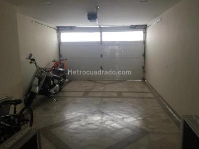 Casa de 5 alcobas en venta en Prados Del Limonar, Cali, 440 m² · foto 7 de 20