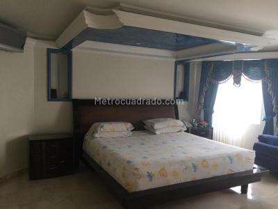 Casa de 5 alcobas en venta en Prados Del Limonar, Cali, 440 m² · foto 16 de 20