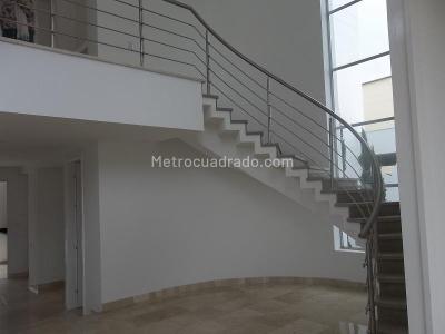 Casa de 4 alcobas en venta en Pance, Cali, 524 m² · foto 3 de 20