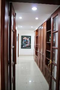 Apartamento de 3 alcobas en venta en Granada, Cali, 233 m² · foto 8 de 20