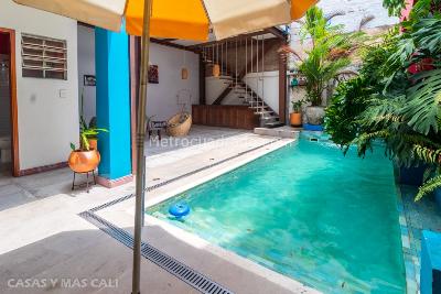 Casa de 4 alcobas en venta en Miraflores, Cali, 352 m² · foto 3 de 20