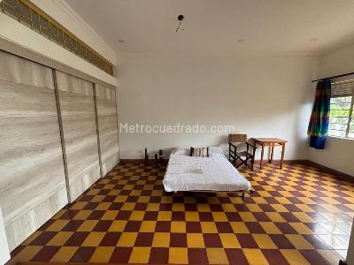 Casa de 4 alcobas en venta en Miraflores, Cali, 352 m² · foto 17 de 20