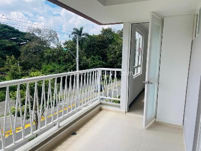 Apartamento en venta en Ciudad Pacifica, Cali · foto 2 de 20