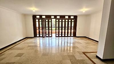 Apartamento de 3 alcobas en venta en Ciudad Jardin, Cali, 200 m² · foto 2 de 5