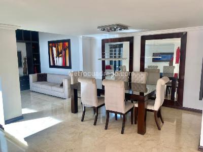 Casa de 5 alcobas en venta en Ciudad Jardin, Cali, 350 m² · foto 2 de 20