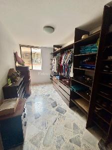 Apartamento de 4 alcobas en venta en Ciudad Jardin, Cali, 160 m² · foto 10 de 17