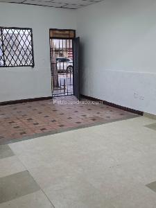 Casa de 4 alcobas en venta en Bretaña, Cali, 256 m² · foto 2 de 17