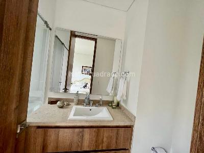 Apartamento de 3 alcobas en venta en Santa Rita, Cali, 228 m² · foto 17 de 20