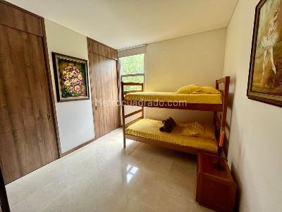 Apartamento de 3 alcobas en venta en Santa Rita, Cali, 228 m² · foto 18 de 20