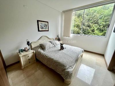Apartamento de 3 alcobas en venta en Santa Rita, Cali, 228 m² · foto 19 de 20