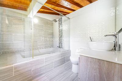 Casa de 4 alcobas en venta en Las Antillas, Envigado, 219 m² · foto 14 de 20