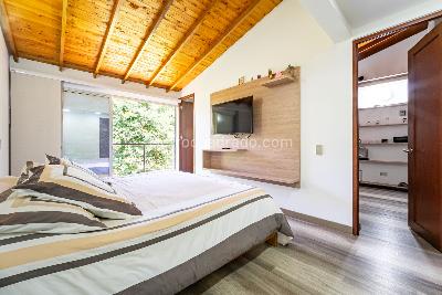Casa de 4 alcobas en venta en Las Antillas, Envigado, 219 m² · foto 13 de 20