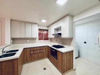 Casa de 4 alcobas en venta en El Poblado Castropol, Medellín, 171 m² · foto 5 de 13