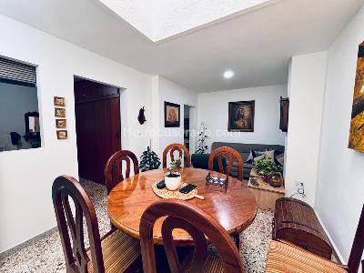 Casa de 5 alcobas en venta en El Dorado, Envigado, 126 m² · foto 10 de 13
