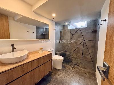 Casa de 5 alcobas en venta en El Dorado, Envigado, 126 m² · foto 9 de 13