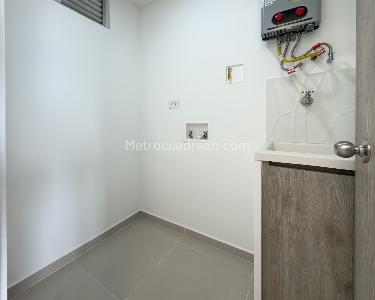 Apartamento en venta en Simón Bolívar, Itagüí · foto 4 de 16