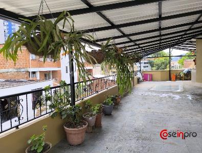 Casa de 5 alcobas en venta en Jardines De Santa Monica, Medellín, 240 m² · foto 19 de 19