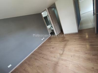 Apartamento de 2 alcobas en venta en Loma De San José, Sabaneta, 98 m² · foto 11 de 19