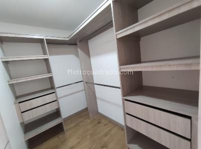 Apartamento de 2 alcobas en venta en Loma De San José, Sabaneta, 98 m² · foto 12 de 19