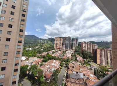 Apartamento de 2 alcobas en venta en Loma De San José, Sabaneta, 98 m² · foto 5 de 19