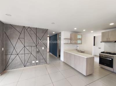 Apartamento de 2 alcobas en venta en Loma De San José, Sabaneta, 98 m² · foto 6 de 19