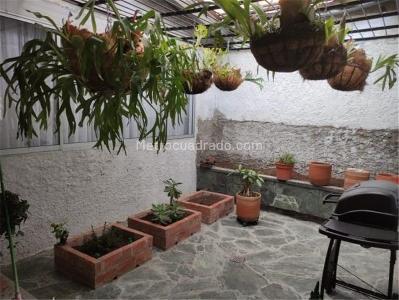 Casa de 5 alcobas en venta en Villa Hermosa, Medellín, 393 m² · foto 18 de 20