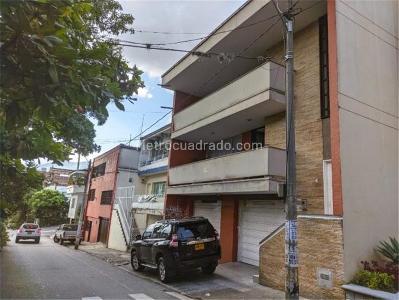 Casa de 5 alcobas en venta en Villa Hermosa, Medellín, 393 m² · foto 20 de 20