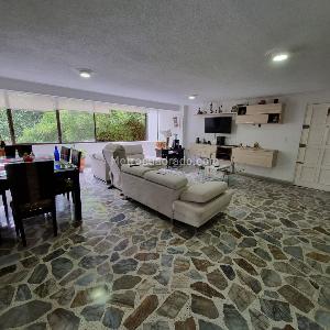 Apartamento de 4 alcobas en venta en Loma Del Tesoro, Medellín, 156 m² · foto 2 de 20