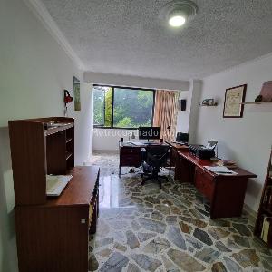 Apartamento de 4 alcobas en venta en Loma Del Tesoro, Medellín, 156 m² · foto 16 de 20