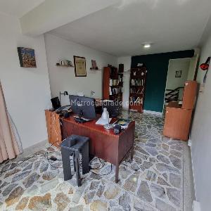 Apartamento de 4 alcobas en venta en Loma Del Tesoro, Medellín, 156 m² · foto 17 de 20