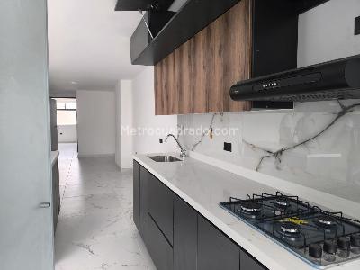Apartamento en venta en Belen Malibu, Medellín · foto 3 de 20
