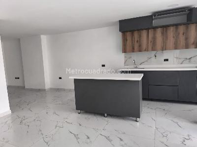 Apartamento en venta en Belen Malibu, Medellín · foto 2 de 20