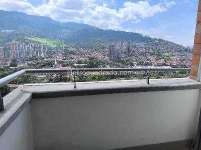 Apartamento de 3 alcobas en venta en Niquia, Bello, 68 m² · foto 7 de 19