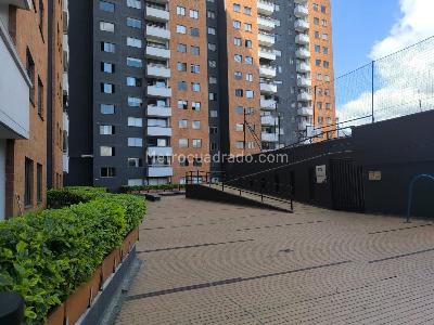 Apartamento de 3 alcobas en venta en Niquia, Bello, 68 m² · foto 18 de 19