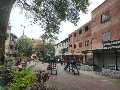 Casa de 3 alcobas en venta en Guayabal Cristo Rey, Medellín, 172 m² · foto 5 de 18