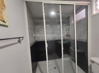 Casa de 3 alcobas en venta en Guayabal Cristo Rey, Medellín, 172 m² · foto 12 de 18