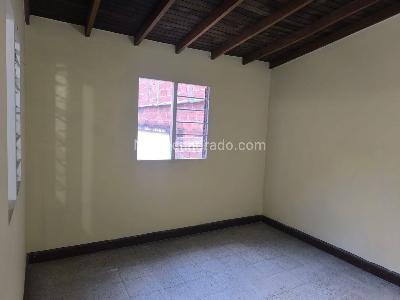 Casa de 4 alcobas en venta en Estadio Florida Nueva, Medellín, 308 m² · foto 17 de 19