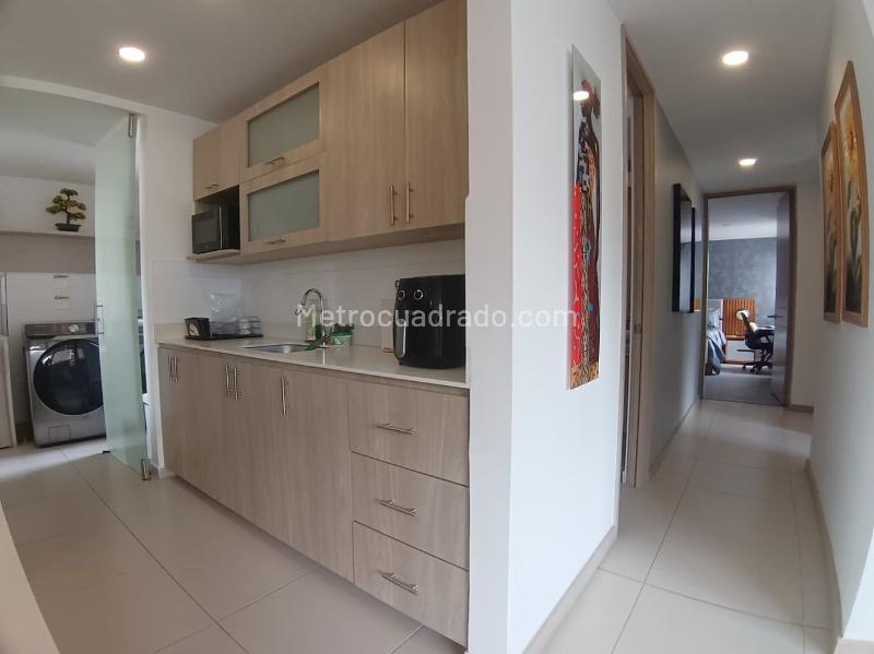 Apartamento en arriendo con 3 alcobas en Loma San José - 7